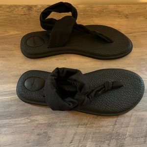 Black Sanuk Sandals